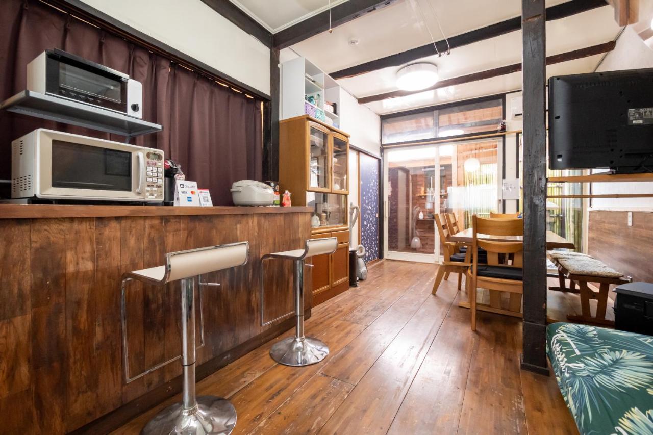 Guesthouse Oneworld Shijo四条京町屋 Kyoto Bagian luar foto