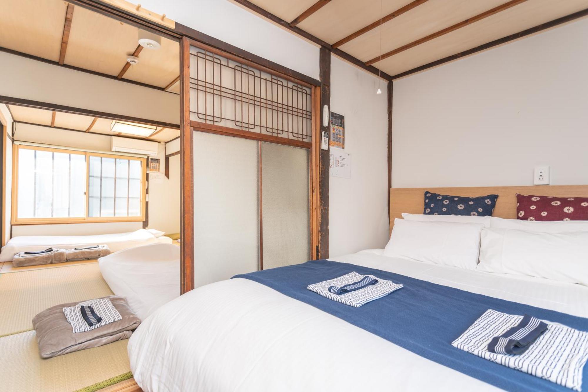 Guesthouse Oneworld Shijo四条京町屋 Kyoto Bagian luar foto