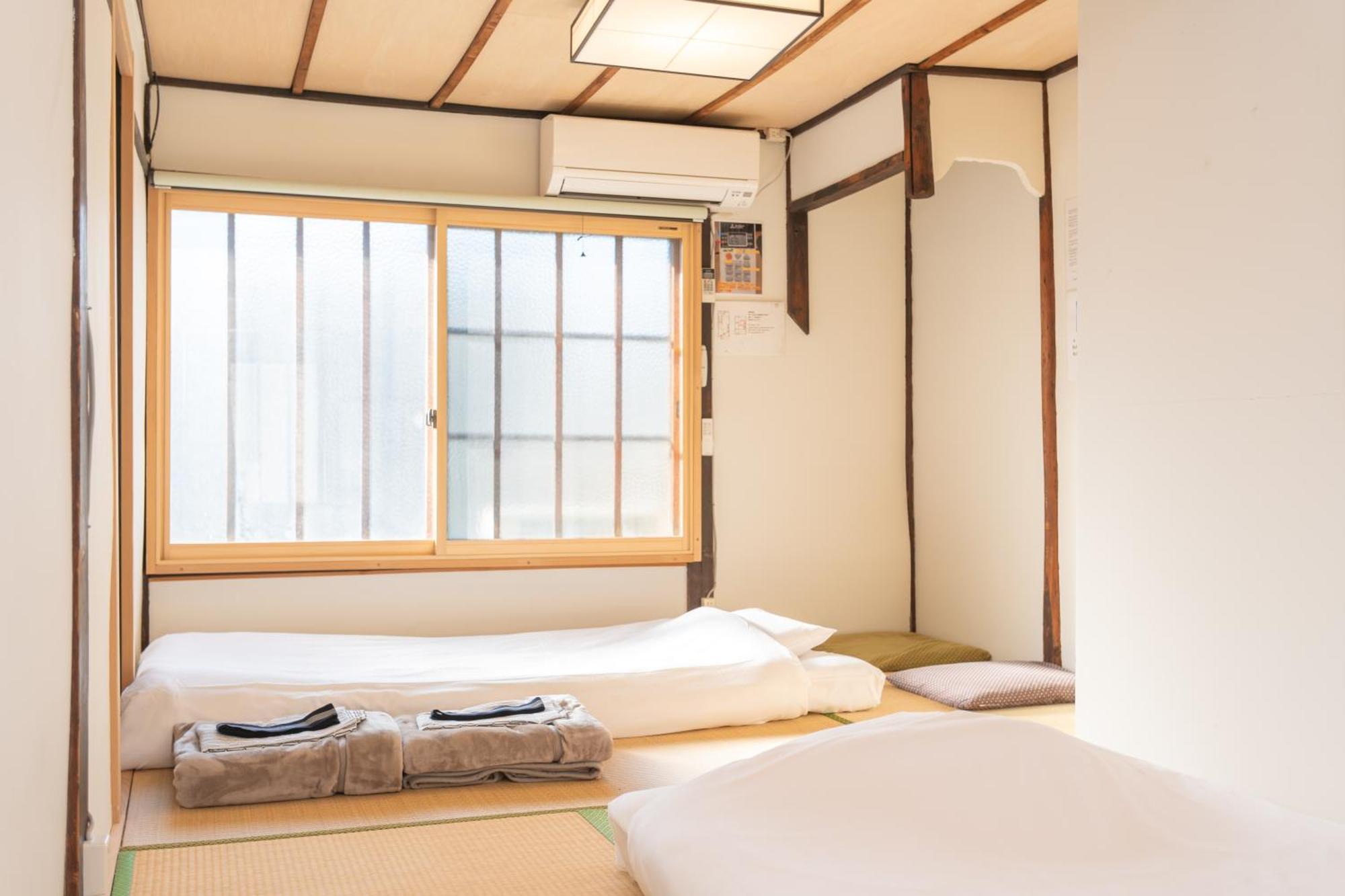 Guesthouse Oneworld Shijo四条京町屋 Kyoto Bagian luar foto