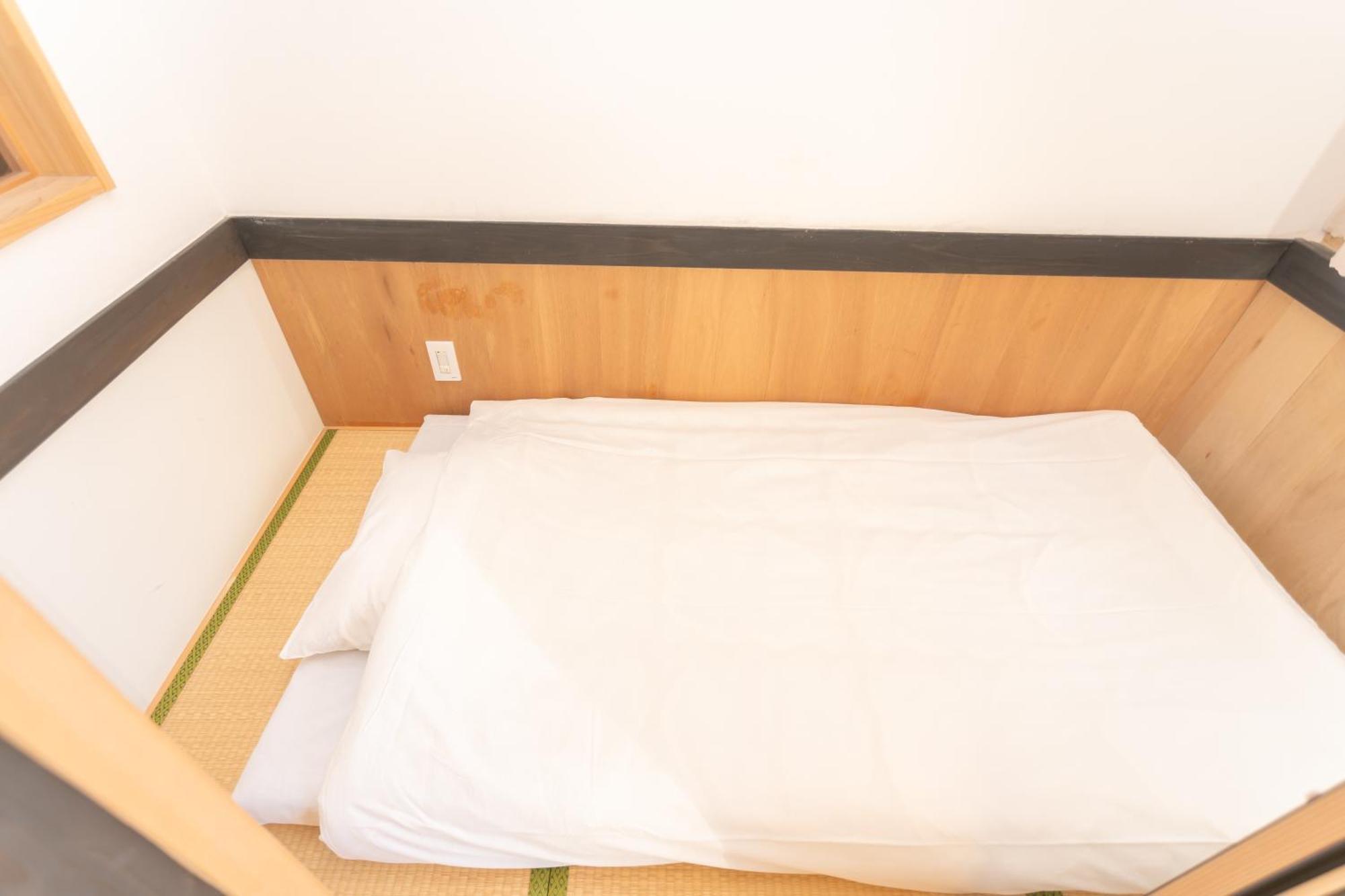 Guesthouse Oneworld Shijo四条京町屋 Kyoto Bagian luar foto