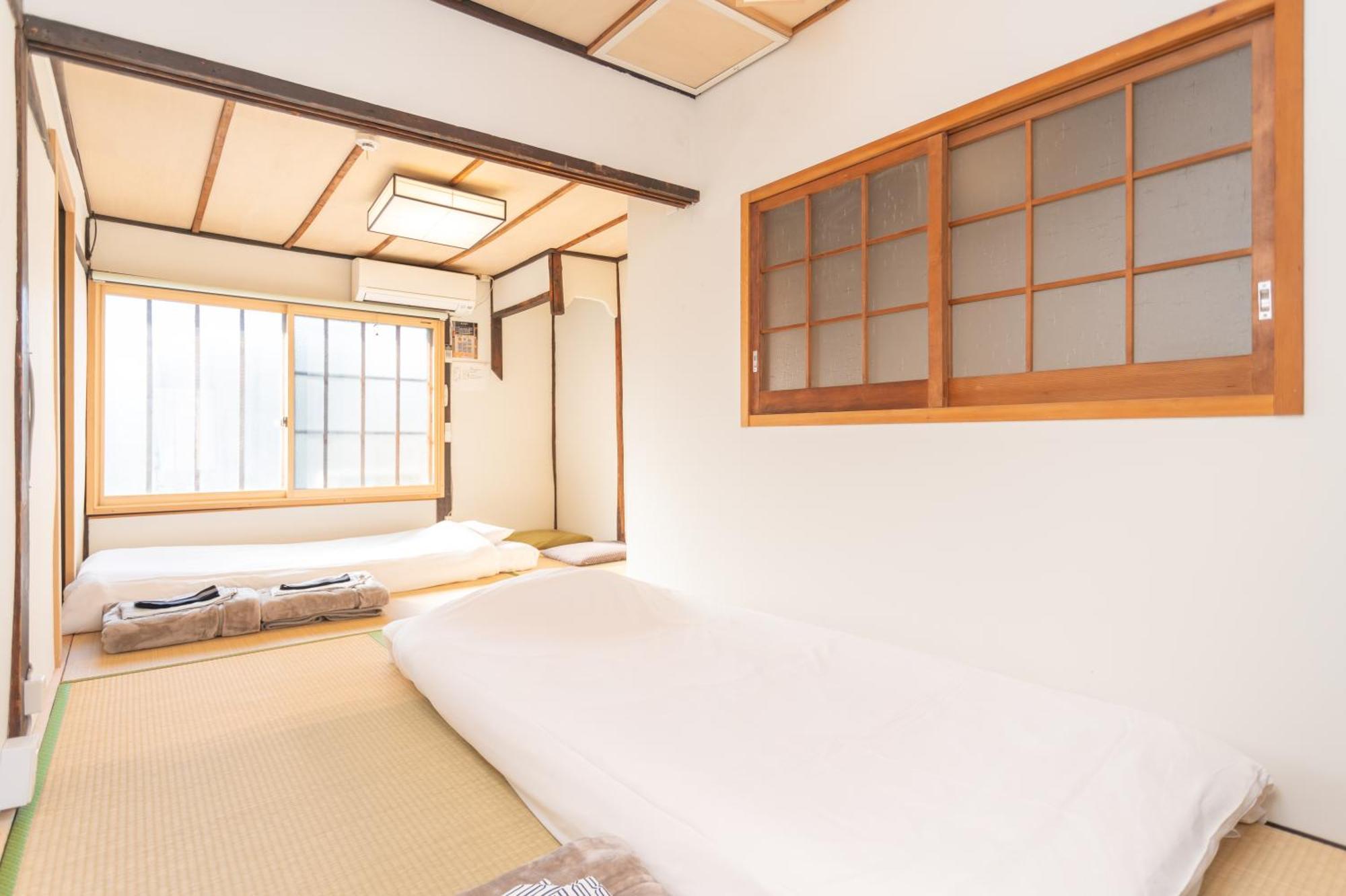 Guesthouse Oneworld Shijo四条京町屋 Kyoto Bagian luar foto