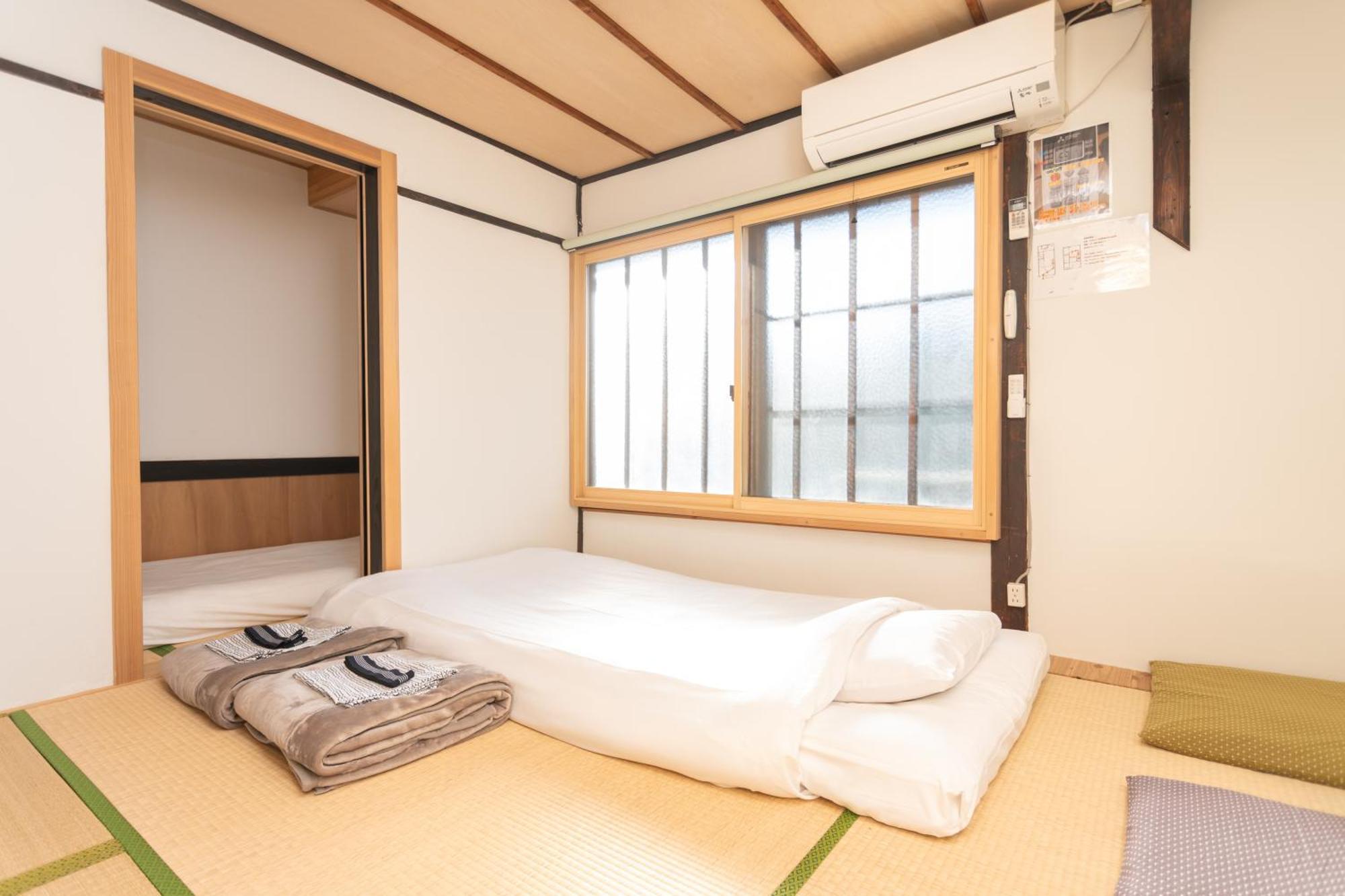 Guesthouse Oneworld Shijo四条京町屋 Kyoto Bagian luar foto